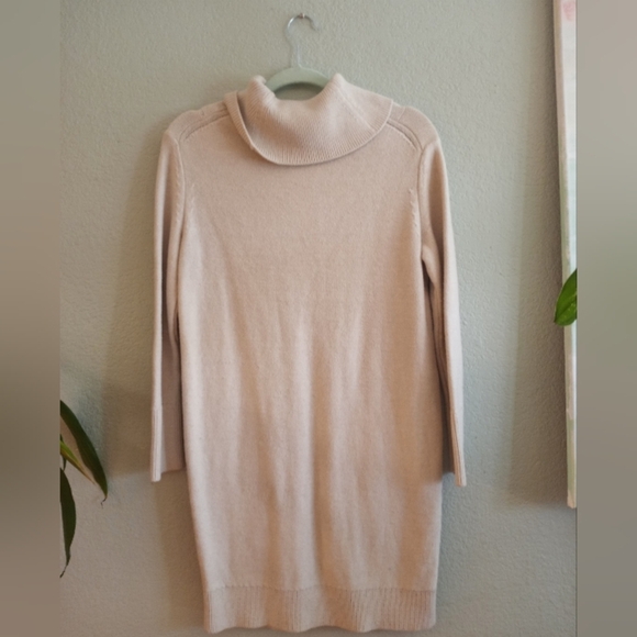 Banana Republic Cable Knit Cream Cotton Blend Turtleneck Fisherman Sweater Dress - Picture 3 of 6